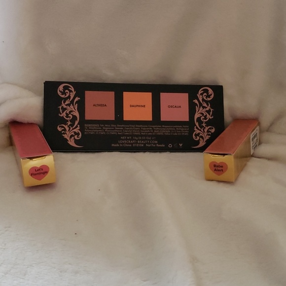Lovecraft beauty blush palette - Picture 2 of 3